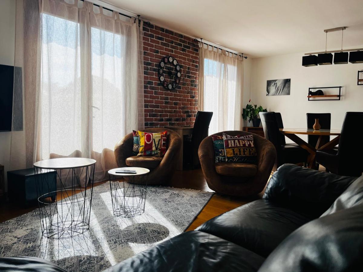 Villa Individuelle Familiale 4 A 12 Couchages Cuxac-dʼAude Екстериор снимка